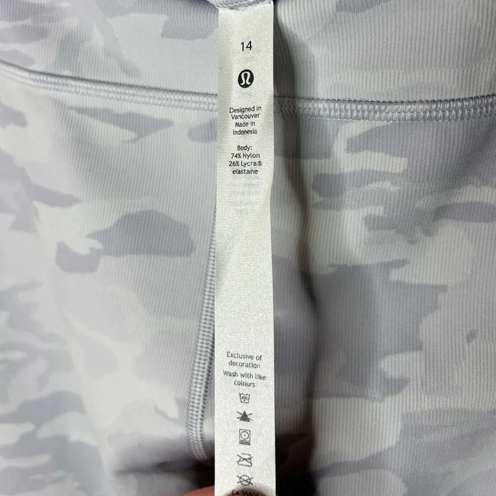 NWT LULULEMON Wunder Under HR Short 10” *Ribbed- Incognito Camo Jacquard/Size 14